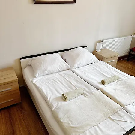 Lubavia Hotell *